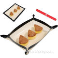 Heat resistant leakproof silicone baking mat